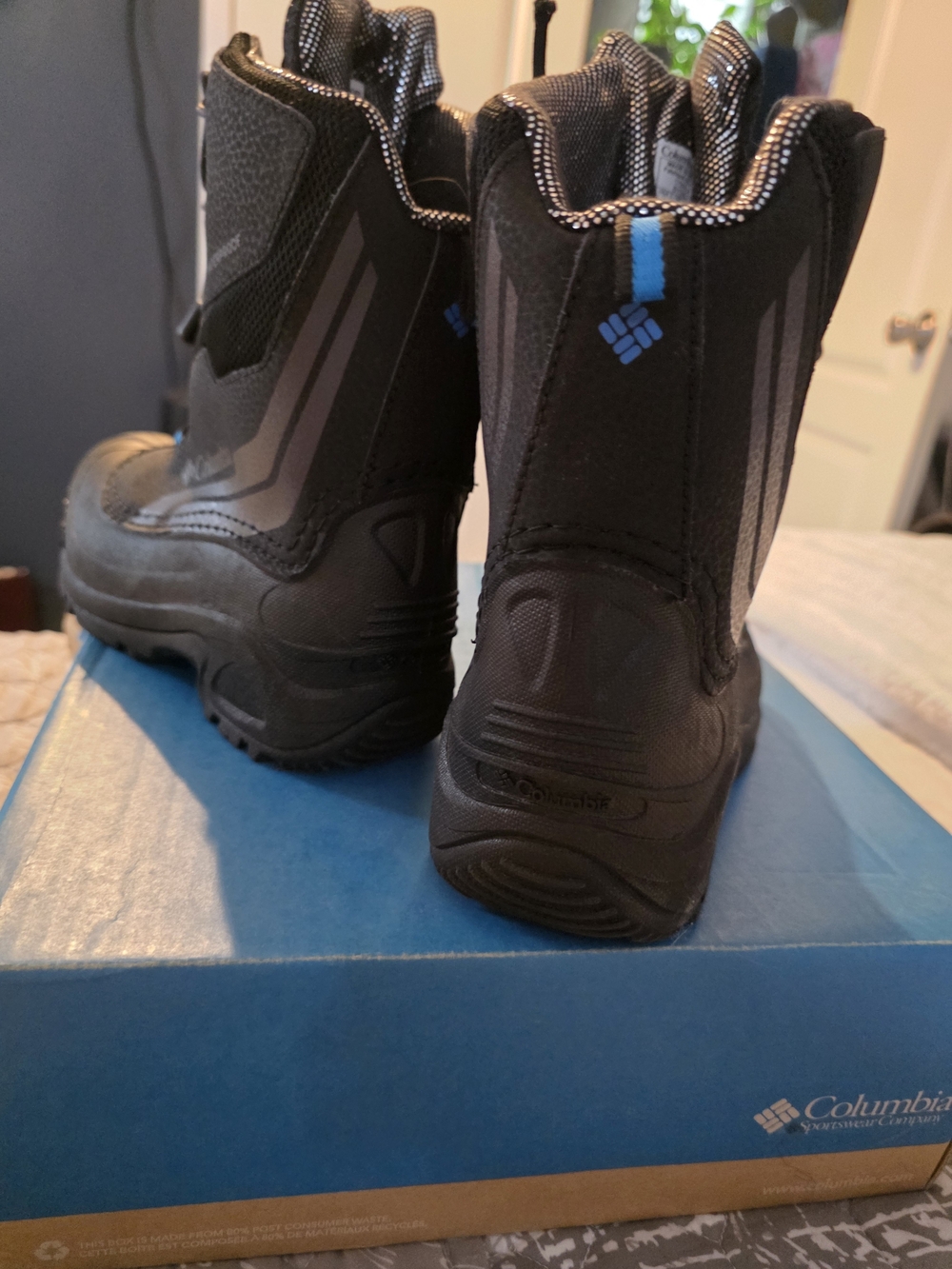 Columbia Kids' Black Omni-Heat Winter Boots - Picture 4 of 7